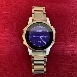 Garmin fenix 5s Sapphire GPS smart watch